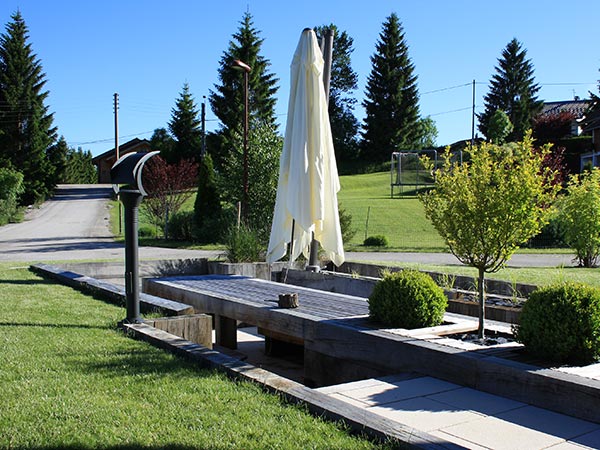 table extérieure encastrée